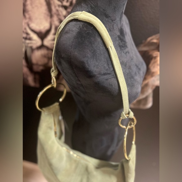 💚NWT-MARLON Made In Italy, GORGEOUS SAGE COLOR Genuine Calf Leather Suede Hobo💚💚 - Picture 16 of 16